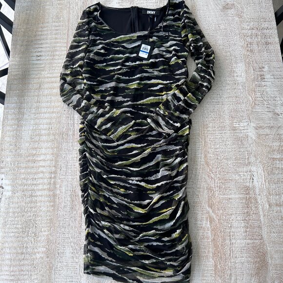 DKNY Bodycon Mesh Ruched Dress Green Black Size Extra Large NWT - Picture 3 of 11